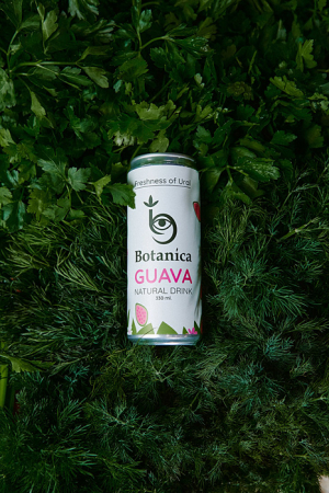 Напиток Botanica сл/газированный 330мл ж/б гуава